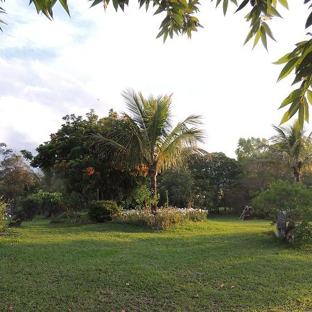 Pousada Sitio Da Serra Carrancas Extérieur photo